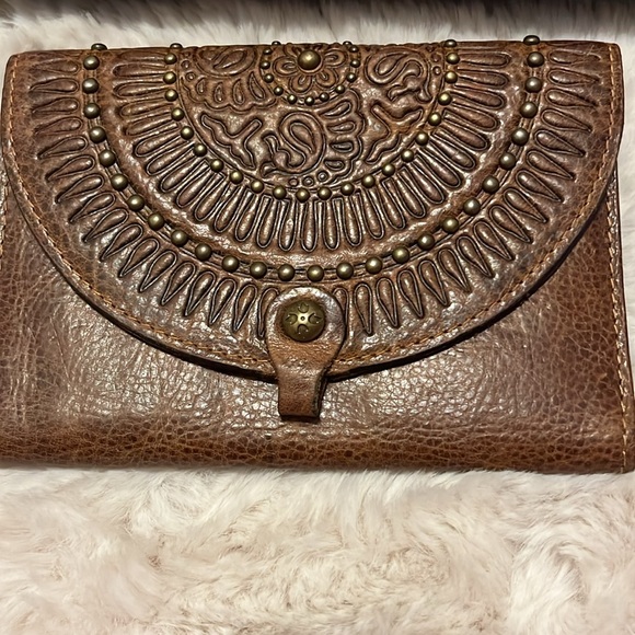 Patricia Nash Handbags - Patricia Nash Brown Leather Wallet with Embossed Design